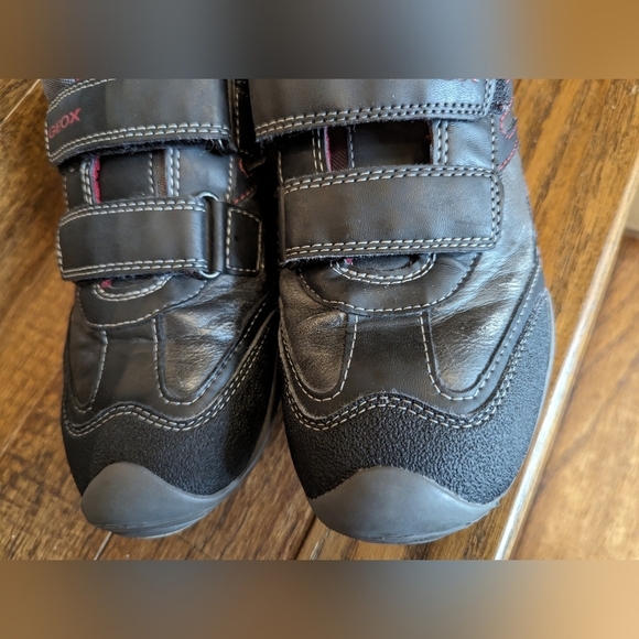 GEOX respira Velcro leather runners gray & red  US size 7 EU 41 - Picture 11 of 14